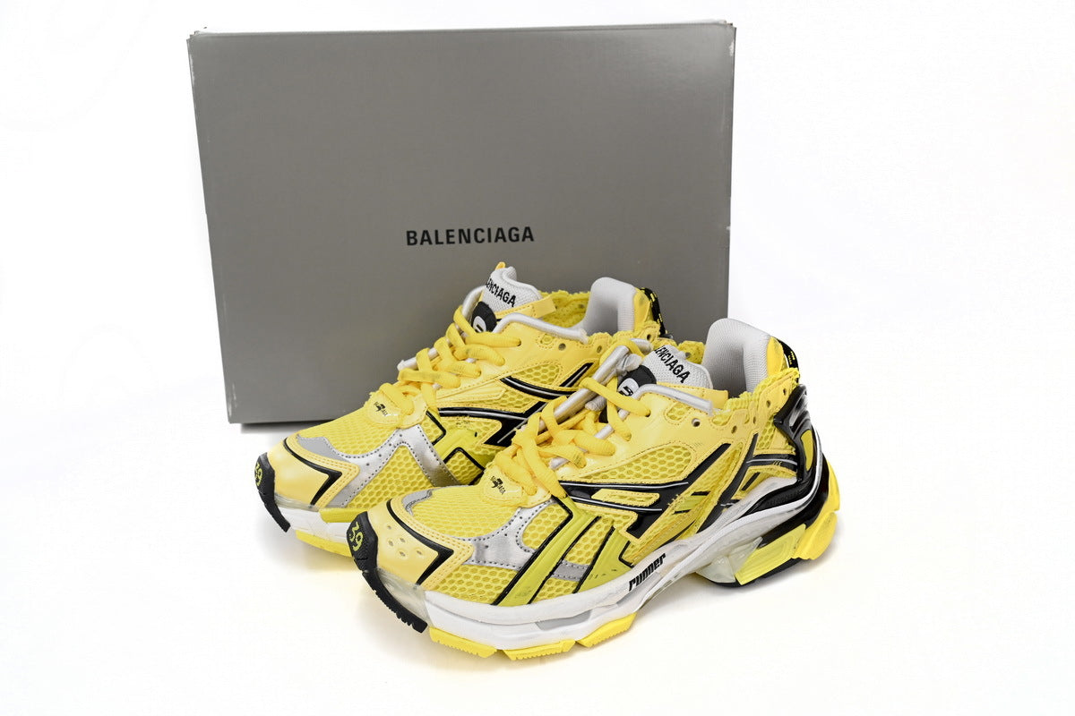 Balenciaga men's shoes Track  Runner Sneaker – Distressed Low-Top  balenciaga runners Yellowish-white