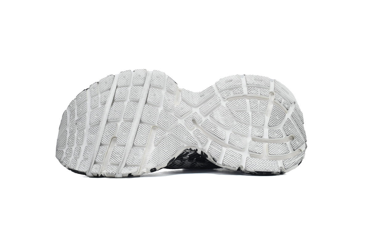 Balenciaga  men's shoes Track 3XL Sneaker – Low-Top Chunky Sole runners Black and White