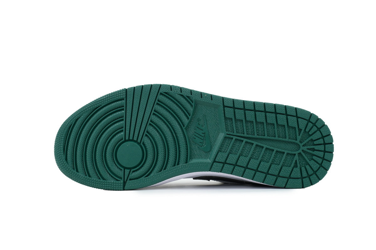 nike mens low top shoes Air Jordan 1 Retro Low Low-Top Sneakers