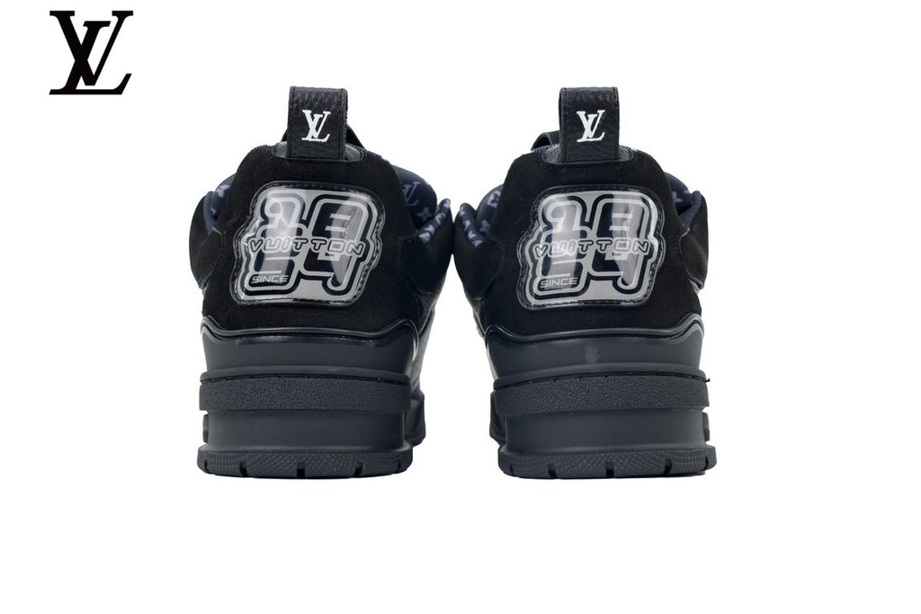 Louis Vuitton Trainer  shoes for man  women Sneaker – White Embossed Monogram