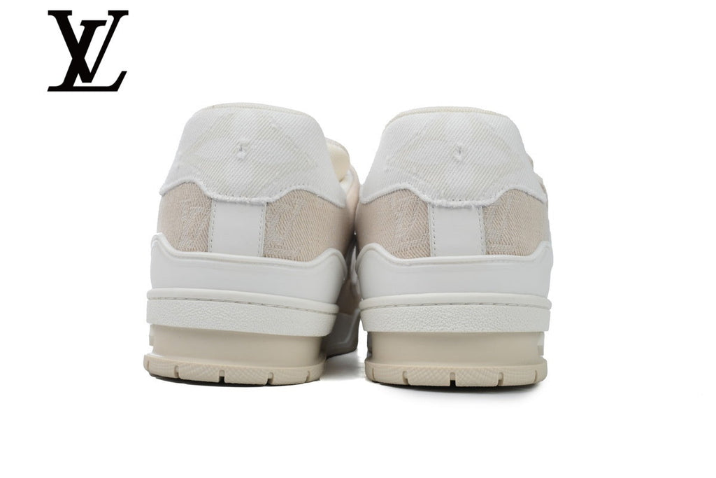Louis Vuitton Trainer shoes for man  women Sneakers - White Printed