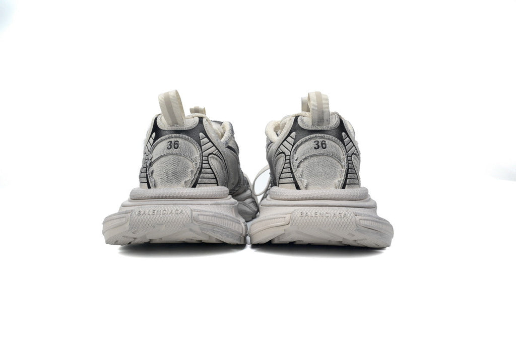 Balenciaga 3XL men's shoes Track Sneaker – Low-Top Chunky Sole  balenciaga runners