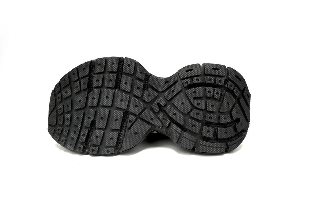 Balenciaga 3XL men's shoes Track Sneaker – Low-Top Chunky Sole balenciaga runners black