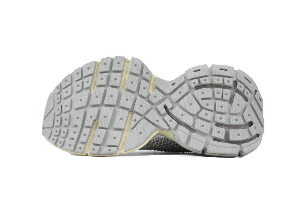 Balenciaga 3XL men's shoes Track Sneaker – Low-Top Chunky Sole  balenciaga runners White