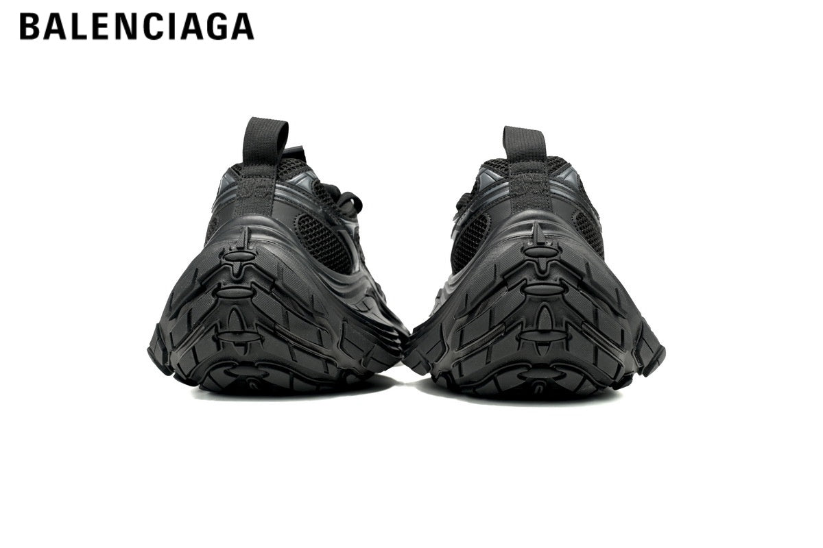 Balenciaga 10XL men's shoes  women sneakers — Black