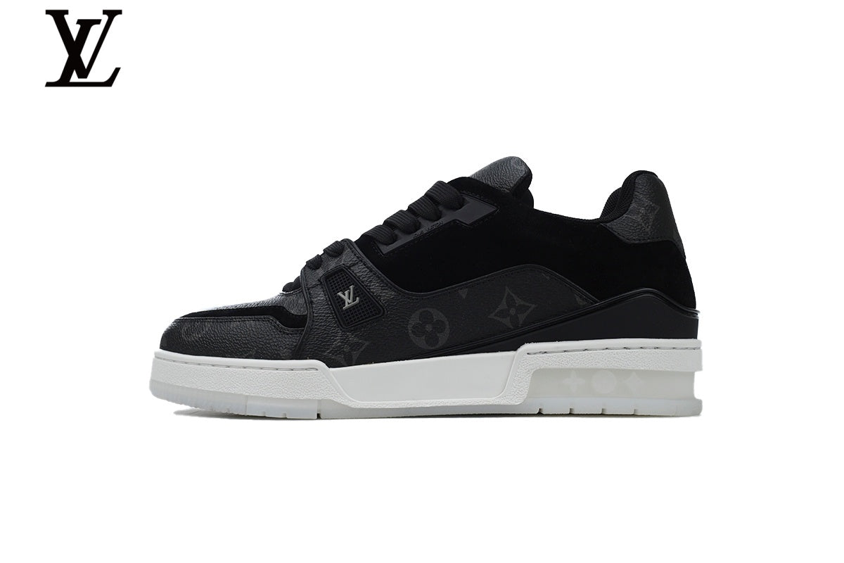 Louis Vuitton Trainer shoes for man  women Sneaker – Black Monogram