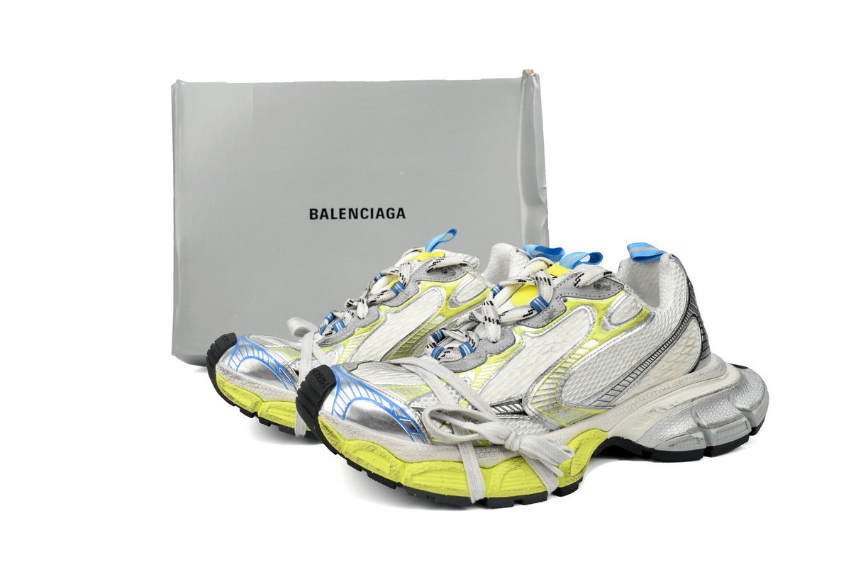 Balenciaga 3XL men's shoes Track Sneaker – Low-Top Chunky Sole   balenciaga runners