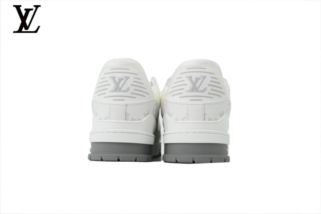 Louis Vuitton Trainer  shoes for man  women Sneaker – White Monogram