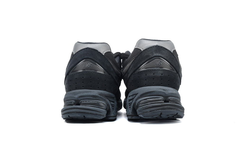 New Balance 2002R Women's & Men's Black & Charcoal Retro Sneakers