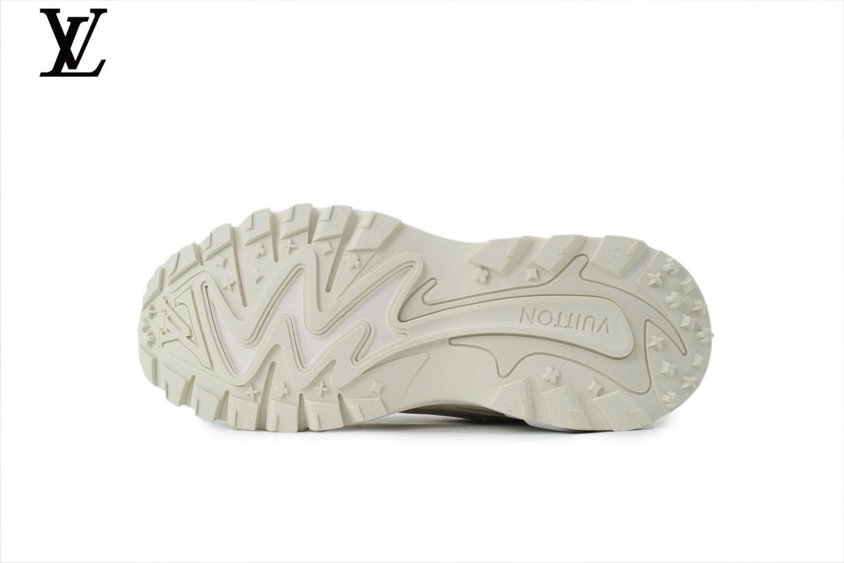 Louis Vuitton LV shoes for man  women Run Sneaker – Beige & Grey