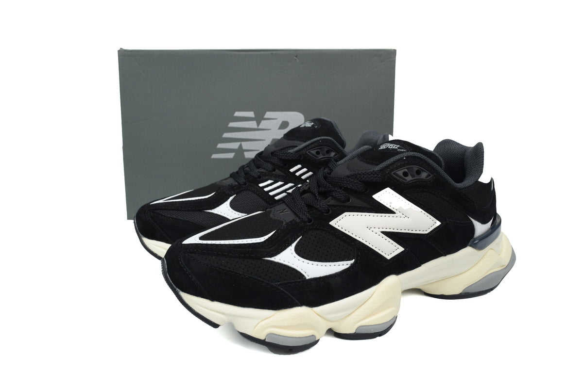 New Balance 9060 Women's & Men's Chunky Retro Sneakers - Black & Cream