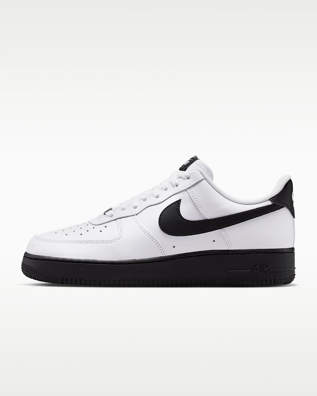 Nike Air Force 1 '07 White Black Swoosh Black Outsole Sneakersmens low top shoes