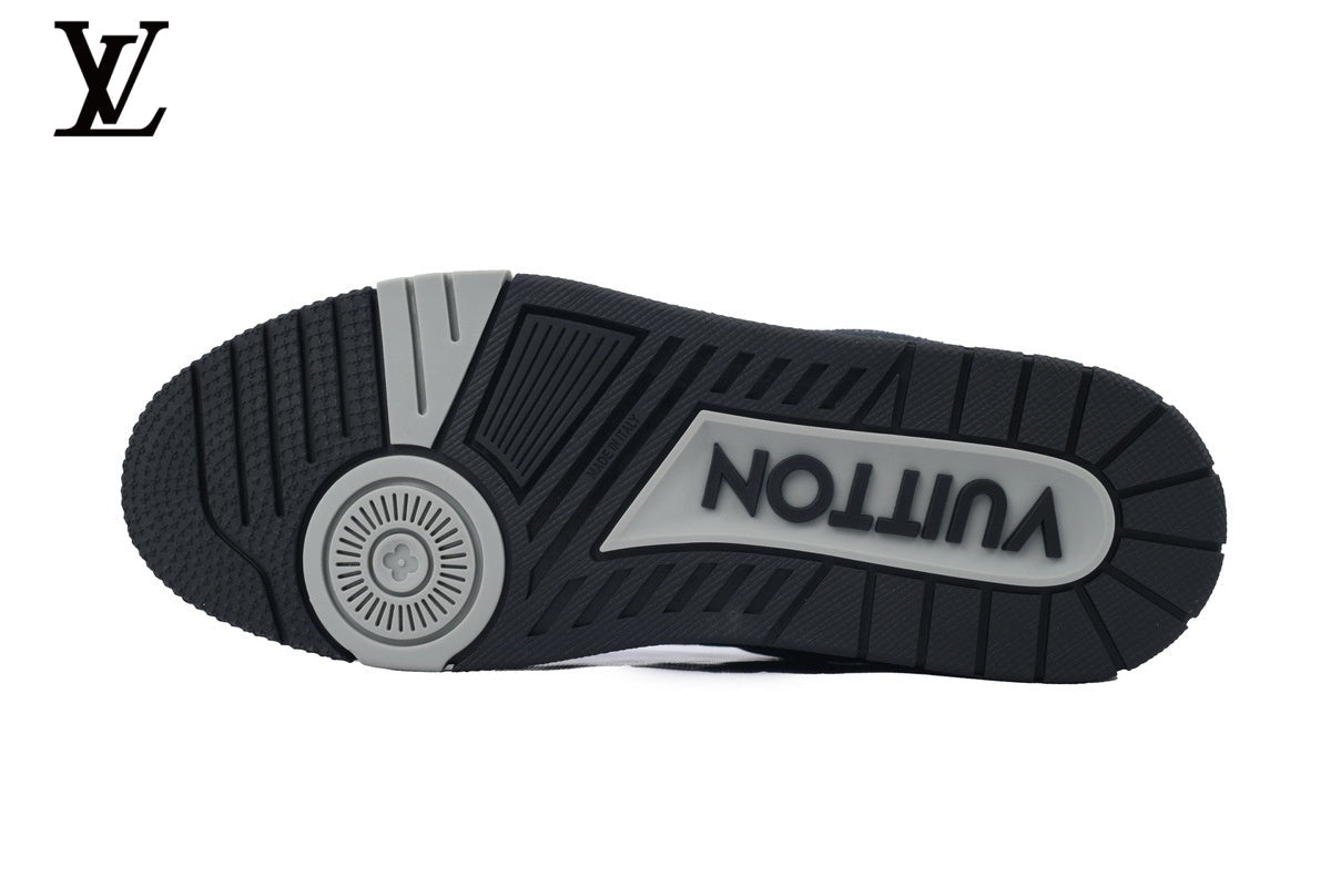 Louis Vuitton Trainer shoes for man  women Sneaker – Black Denim Monogram
