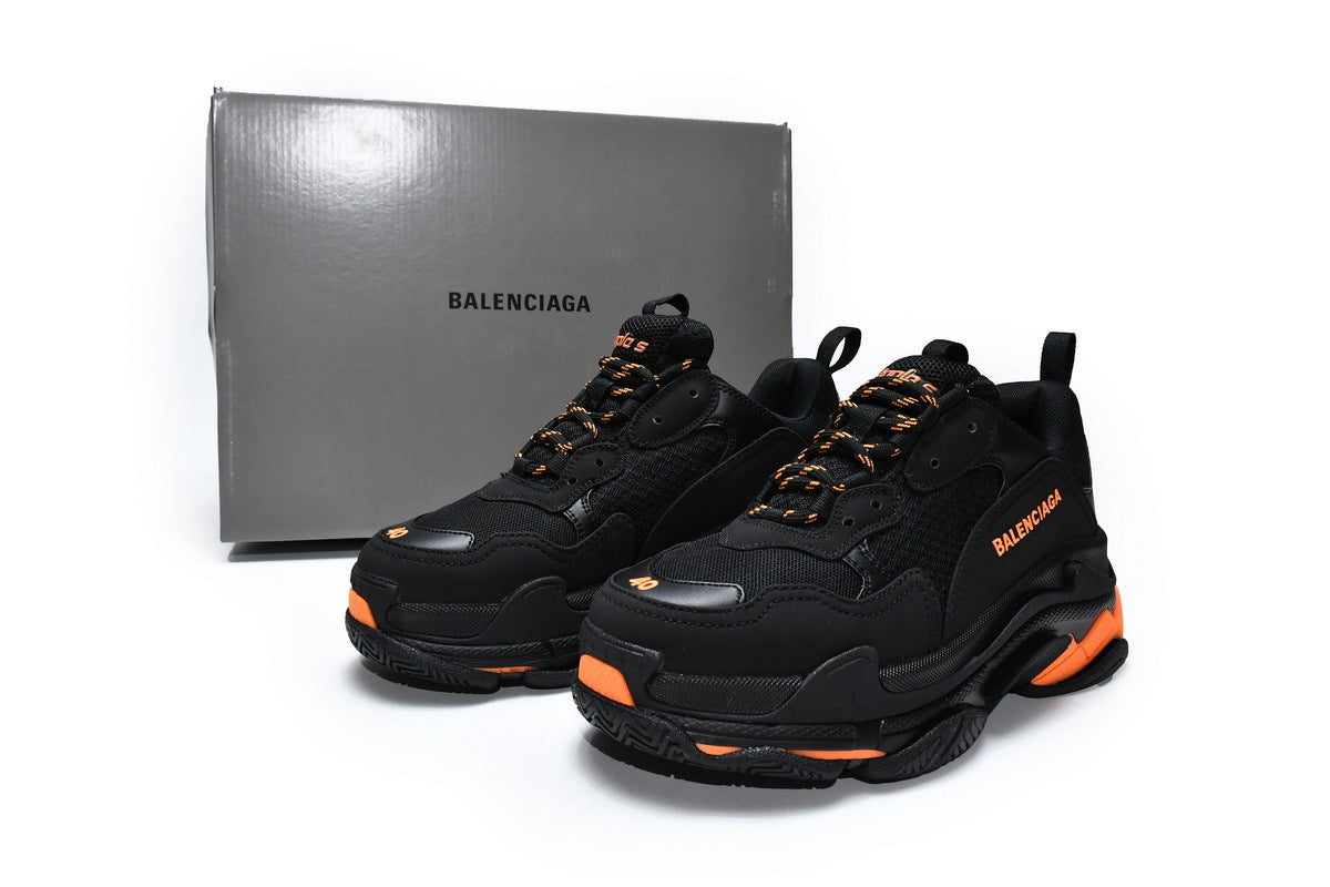 Balenciaga men's shoes Track Sneaker Triple S Sneakers  balenciaga runners  black