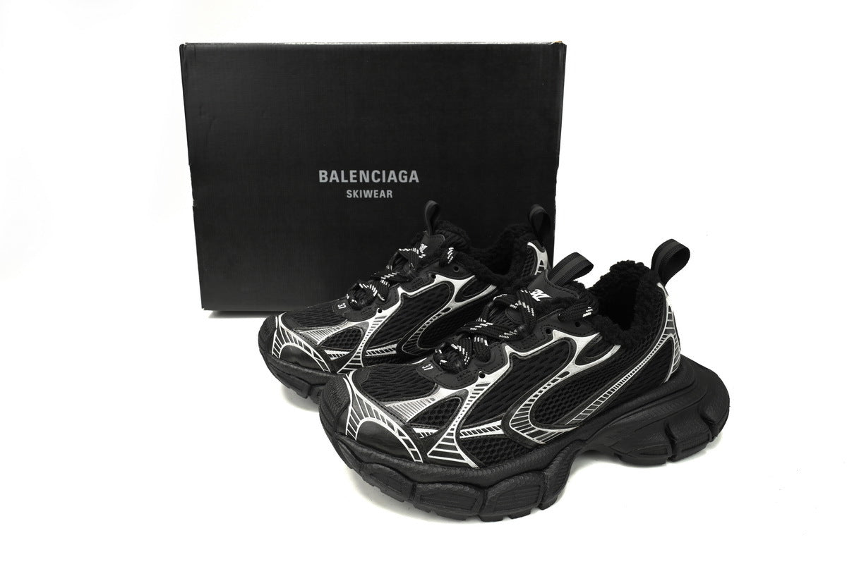 Balenciaga 3XL men's shoes Track Sneaker – Low-Top Chunky Sole balenciaga runners black
