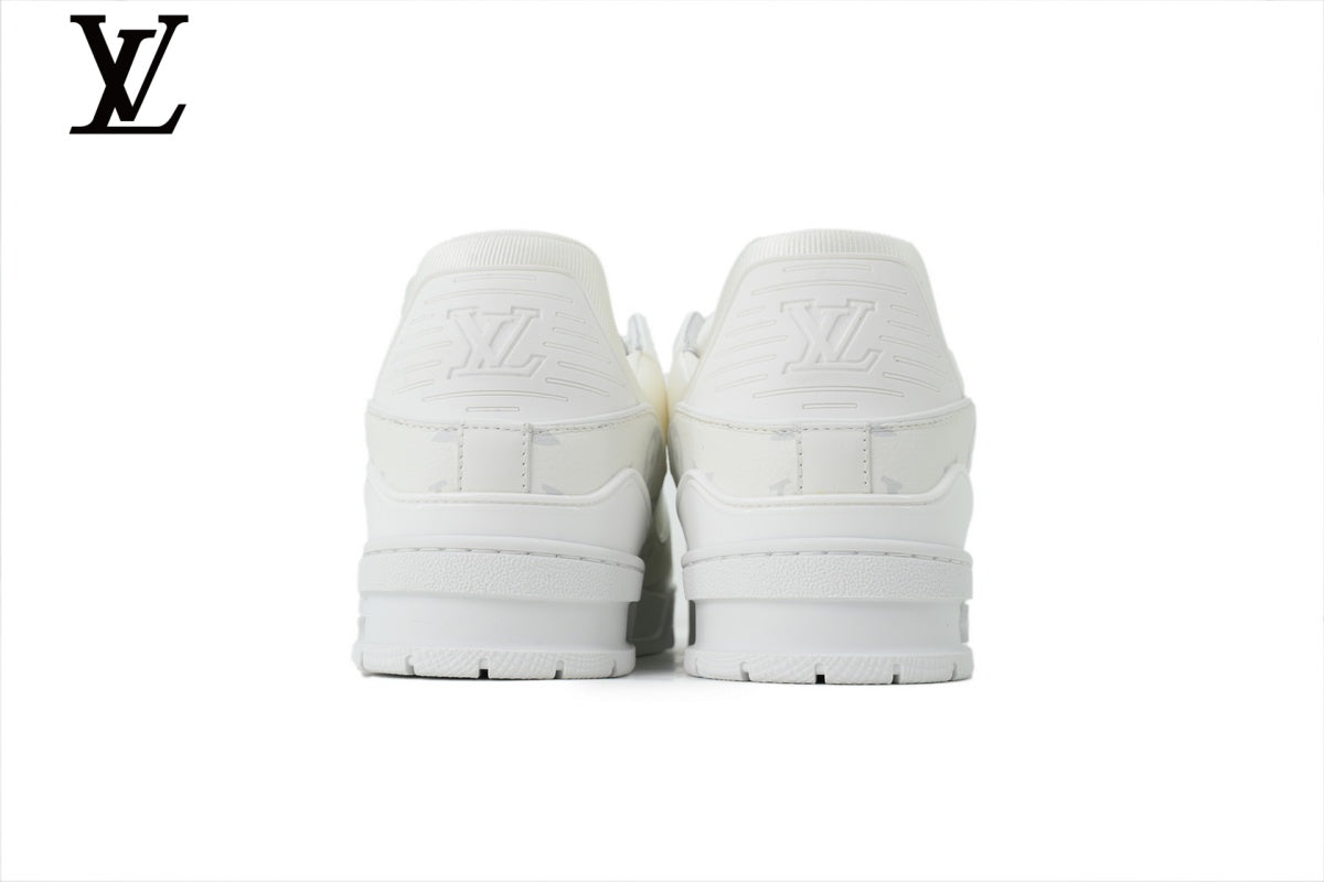 Louis Vuitton Trainer  shoes for man  women Sneaker – White Monogram