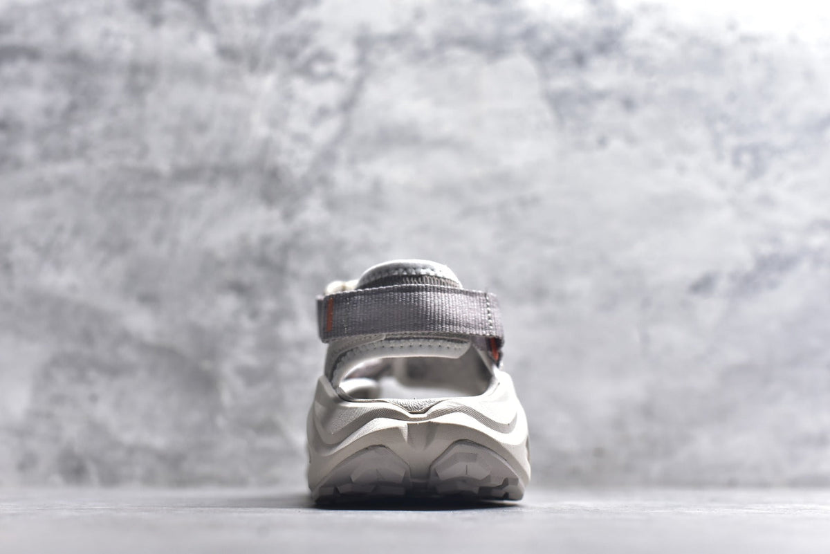 HOKA Recovery Women's Men's Shoes | Light Gray & White Buckle Strap Sandals