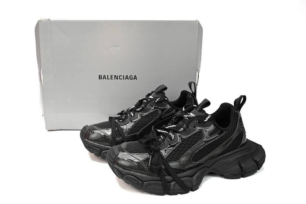 Balenciaga men's shoes Track 3XL Sneaker – Low-Top Chunky Sole  balenciaga runners black