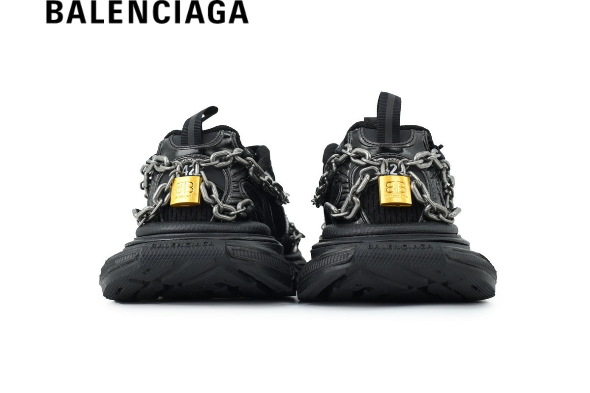 Balenciaga Runner men's shoes  women sneakers in Black with Chain Detail