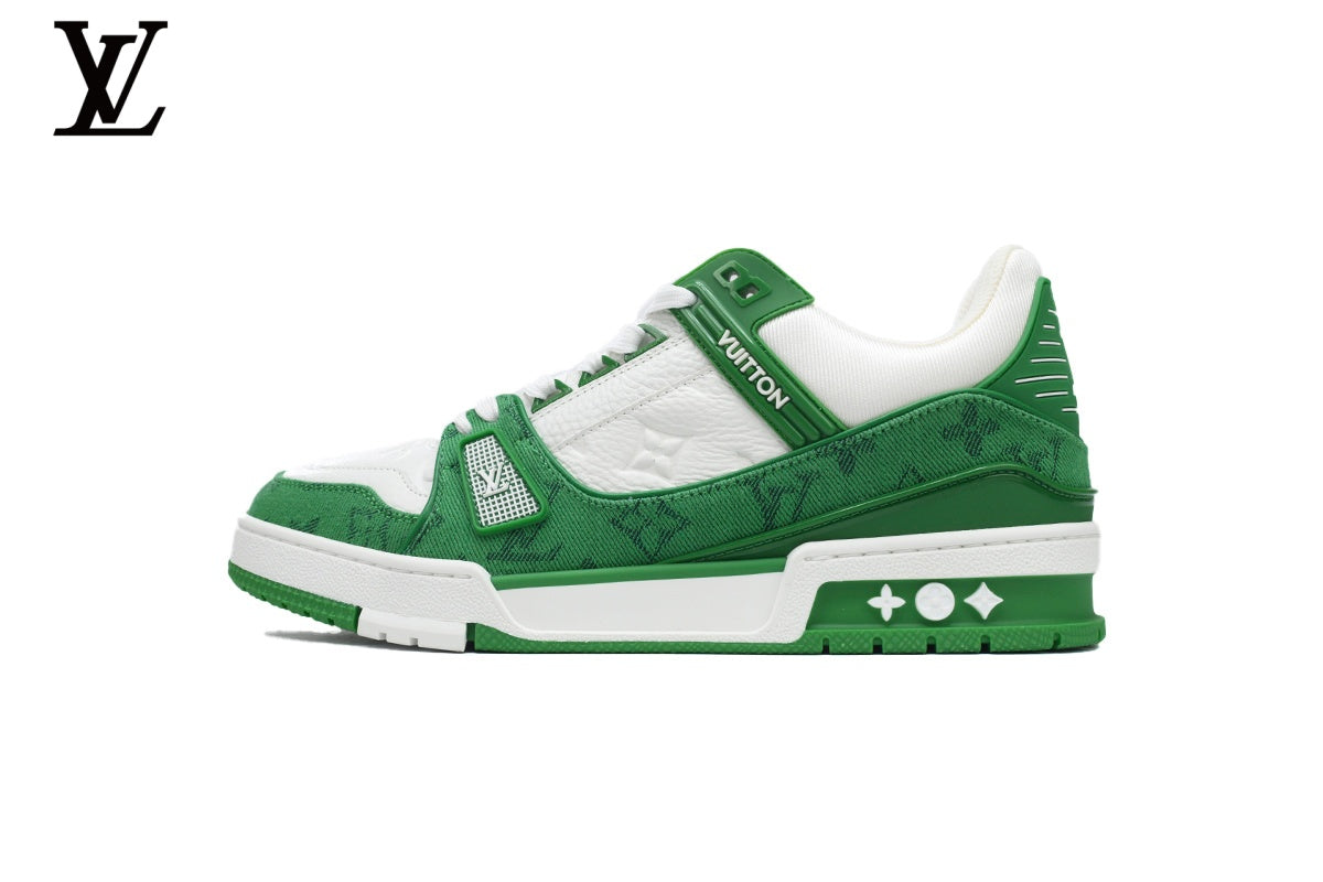 Louis Vuitton Trainer  shoes for man  women Sneaker – Green Monogram & White