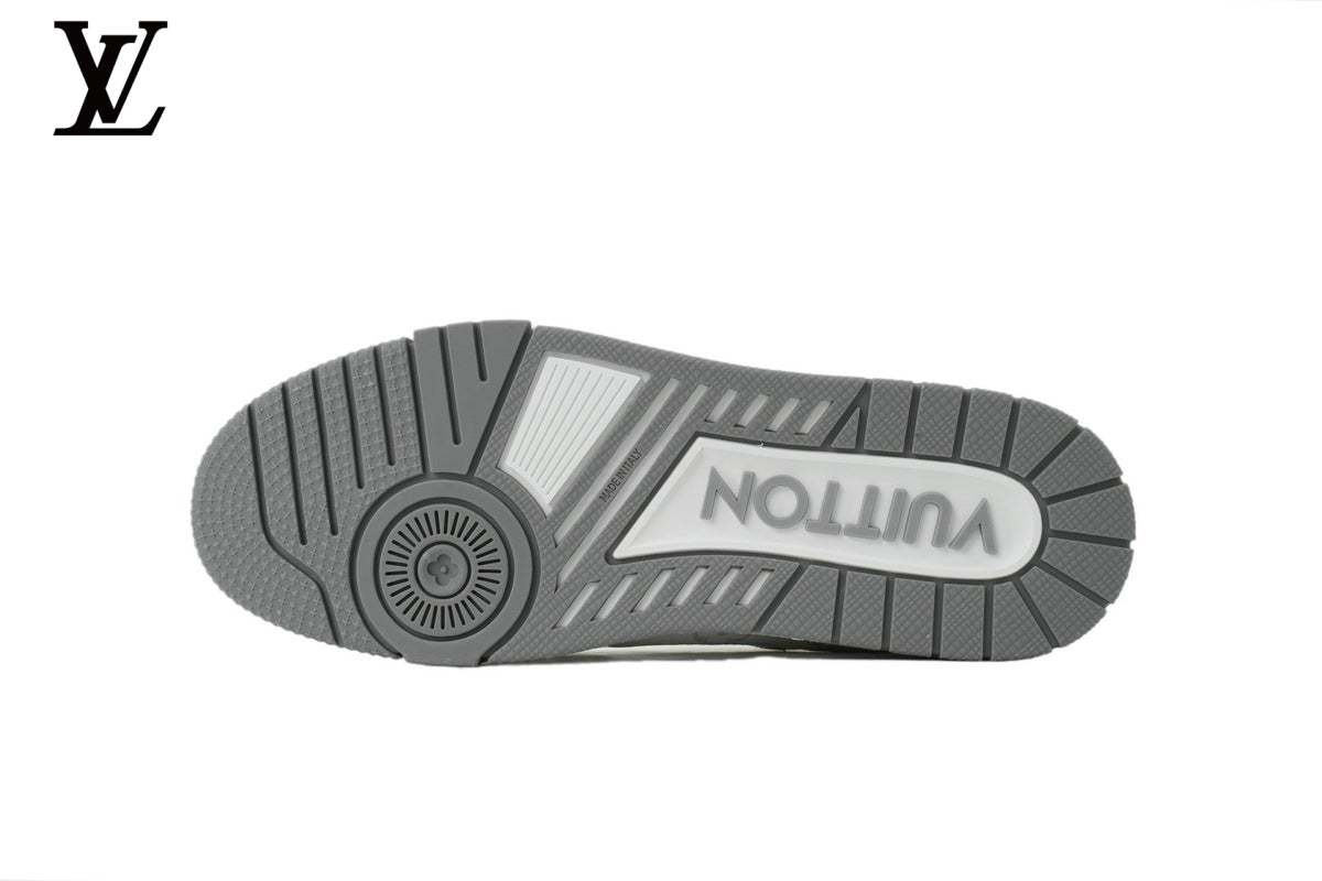 Louis Vuitton Trainer  shoes for man  women Sneaker – White Monogram