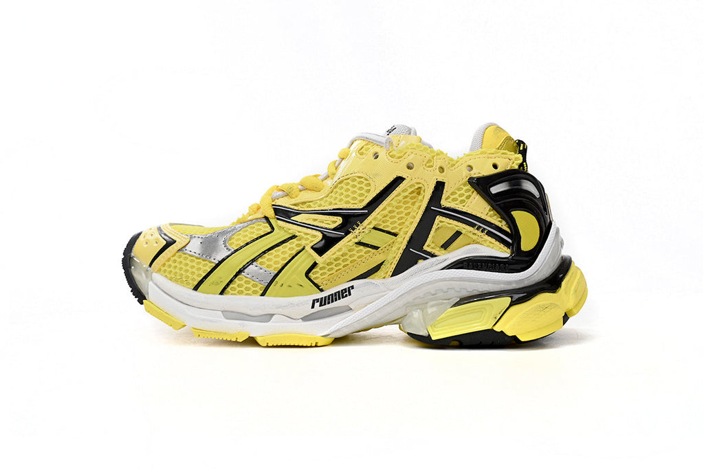 Balenciaga men's shoes Track  Runner Sneaker – Distressed Low-Top  balenciaga runners Yellowish-white
