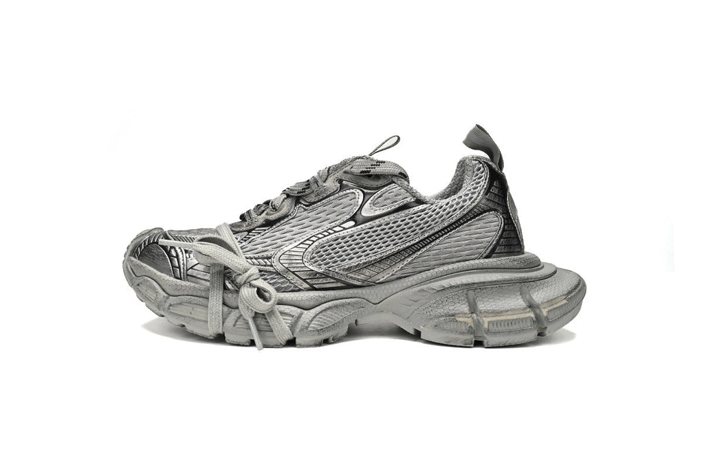 Balenciaga 3XL  men's shoes Track Sneaker – Low-Top Chunky Sole balenciaga runners grey