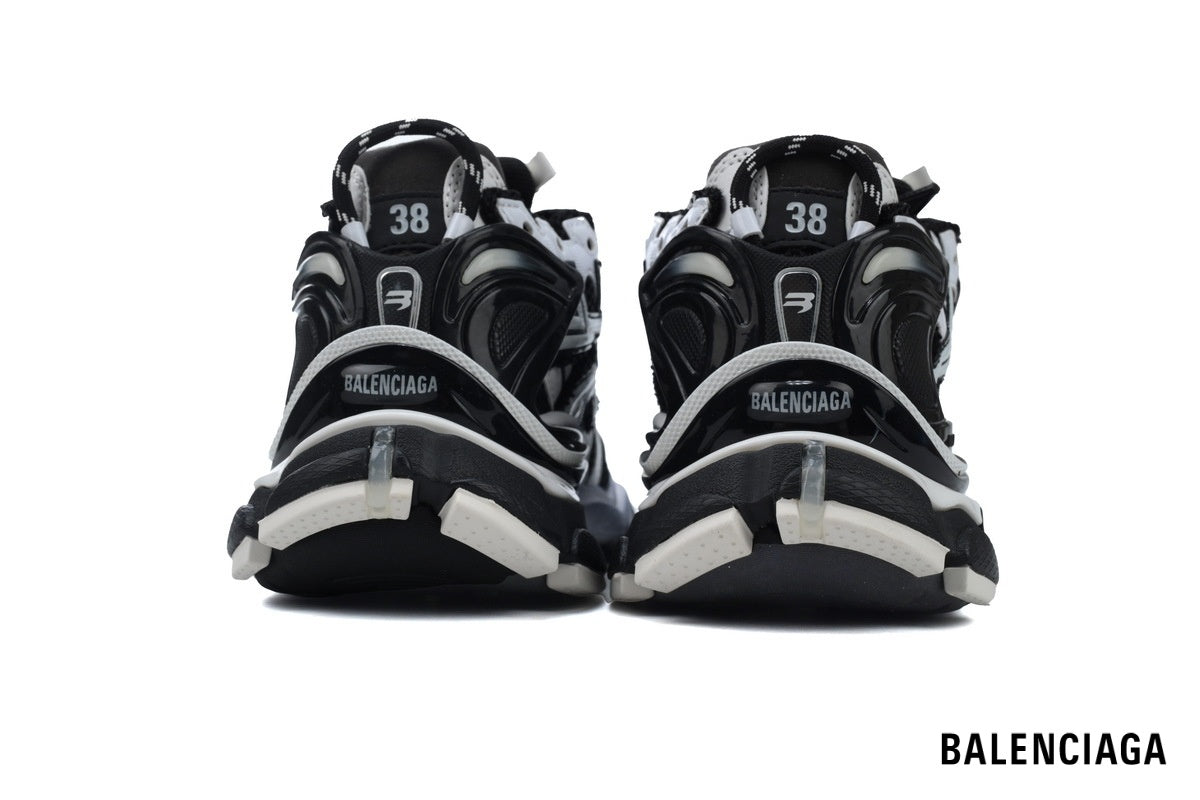 Balenciaga Runner men's shoes  women sneakers– Black & White