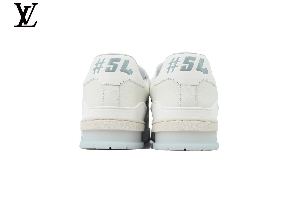 Louis Vuitton LV shoes for man  women Trainer Sneaker – White